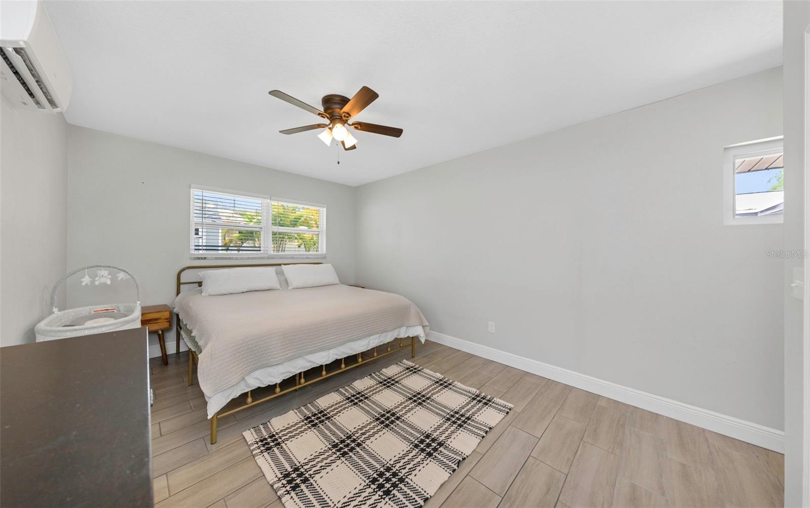 1437 CARLOS AVE, CLEARWATER, FL, 33755