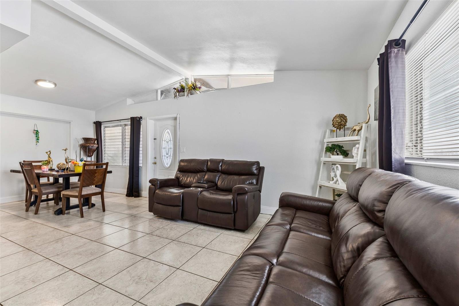 1042 W HILLCREST DR, COCOA, FL, 32922