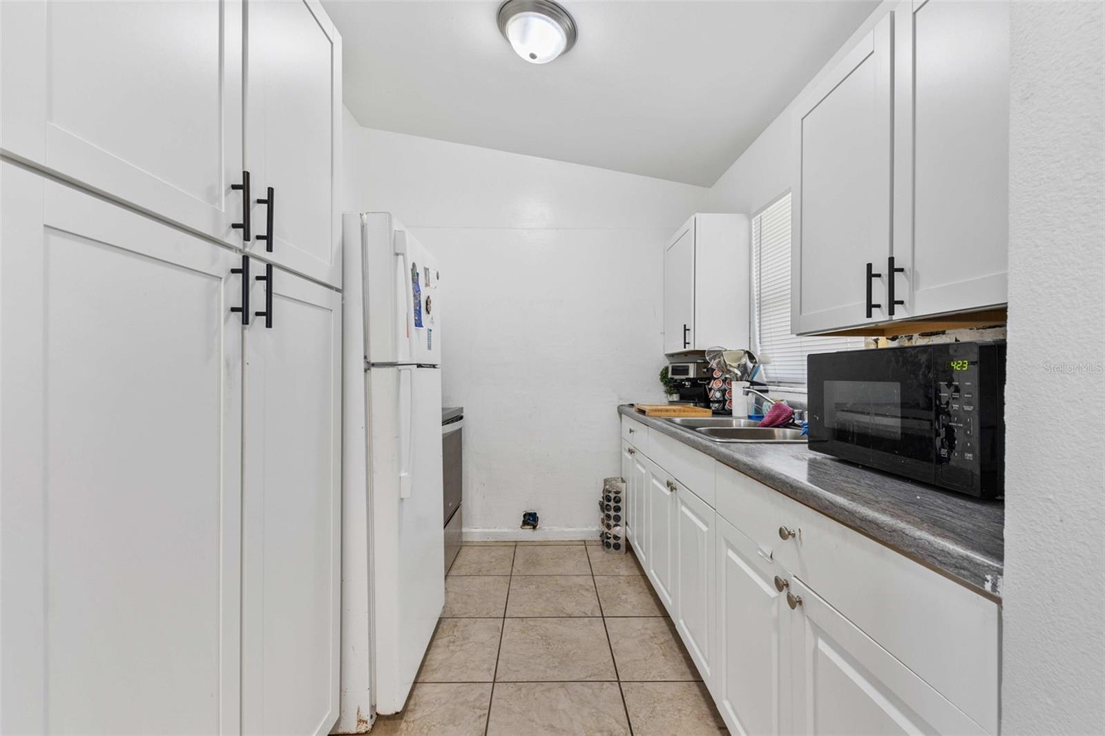 1042 W HILLCREST DR, COCOA, FL, 32922