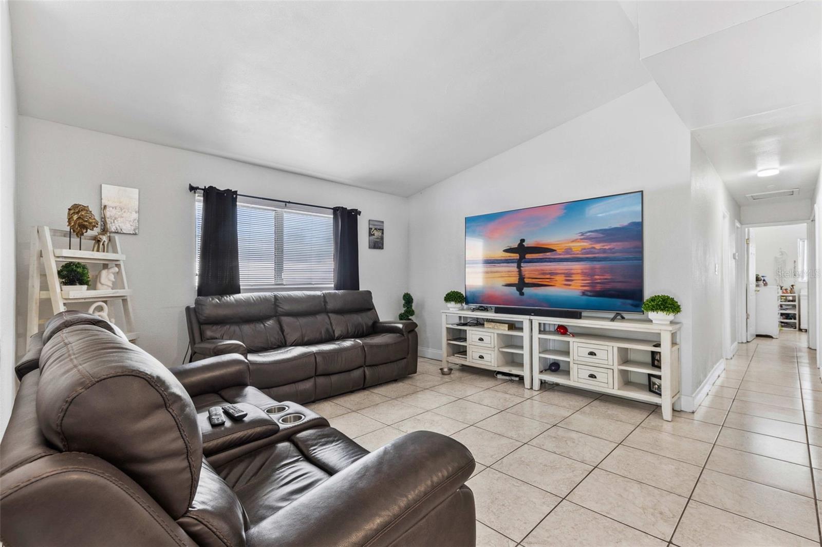 1042 W HILLCREST DR, COCOA, FL, 32922