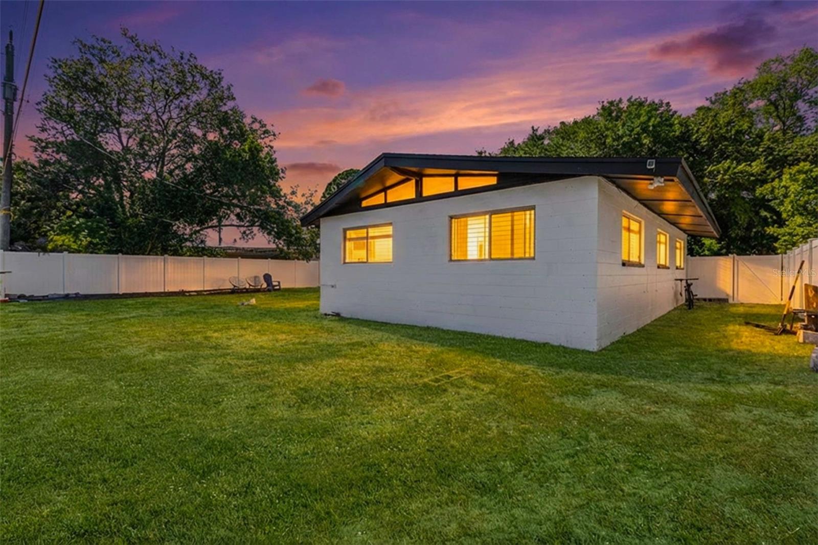 1042 W HILLCREST DR, COCOA, FL, 32922