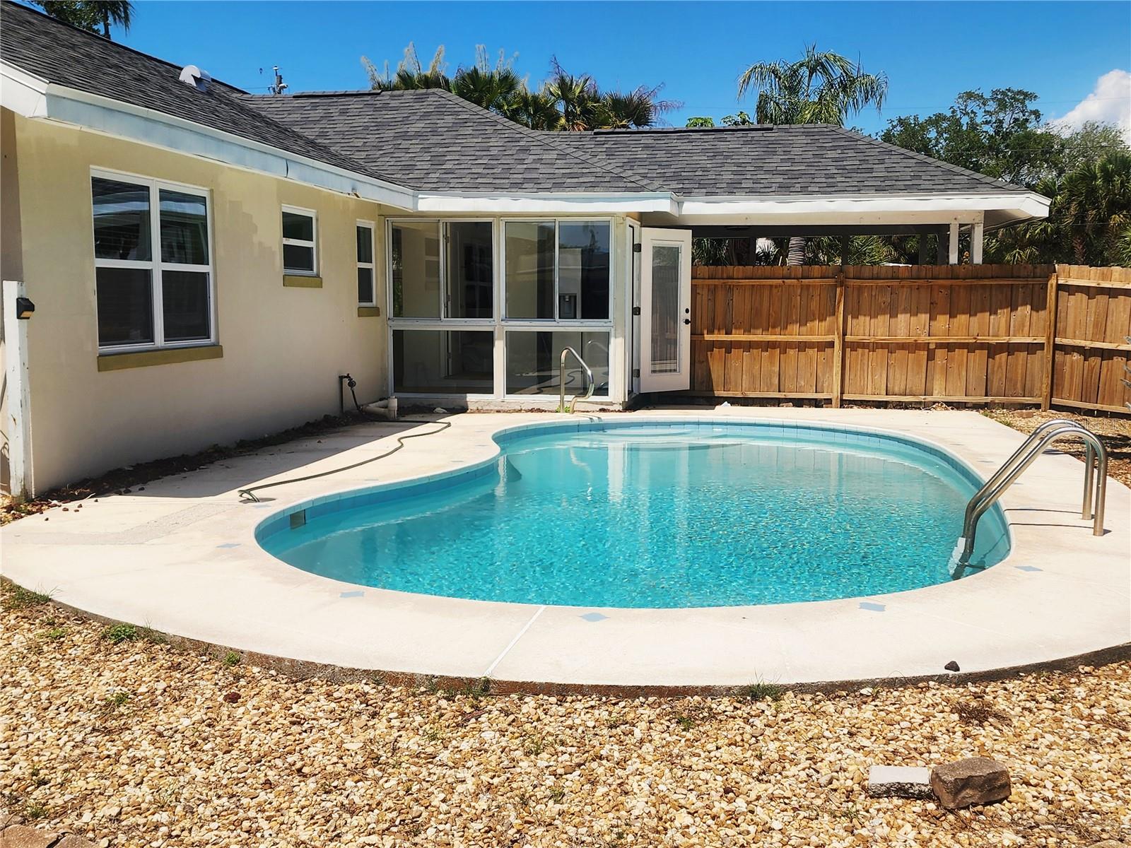 2494 DEL RIO WAY, DUNEDIN, FL, 34698