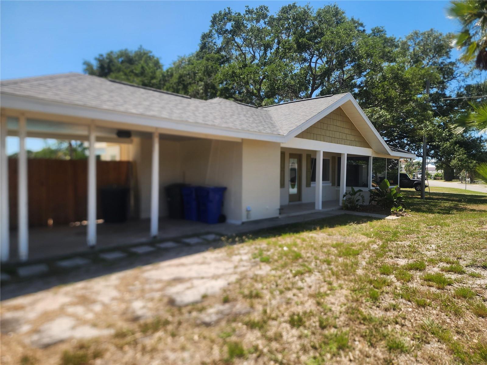 2494 DEL RIO WAY, DUNEDIN, FL, 34698