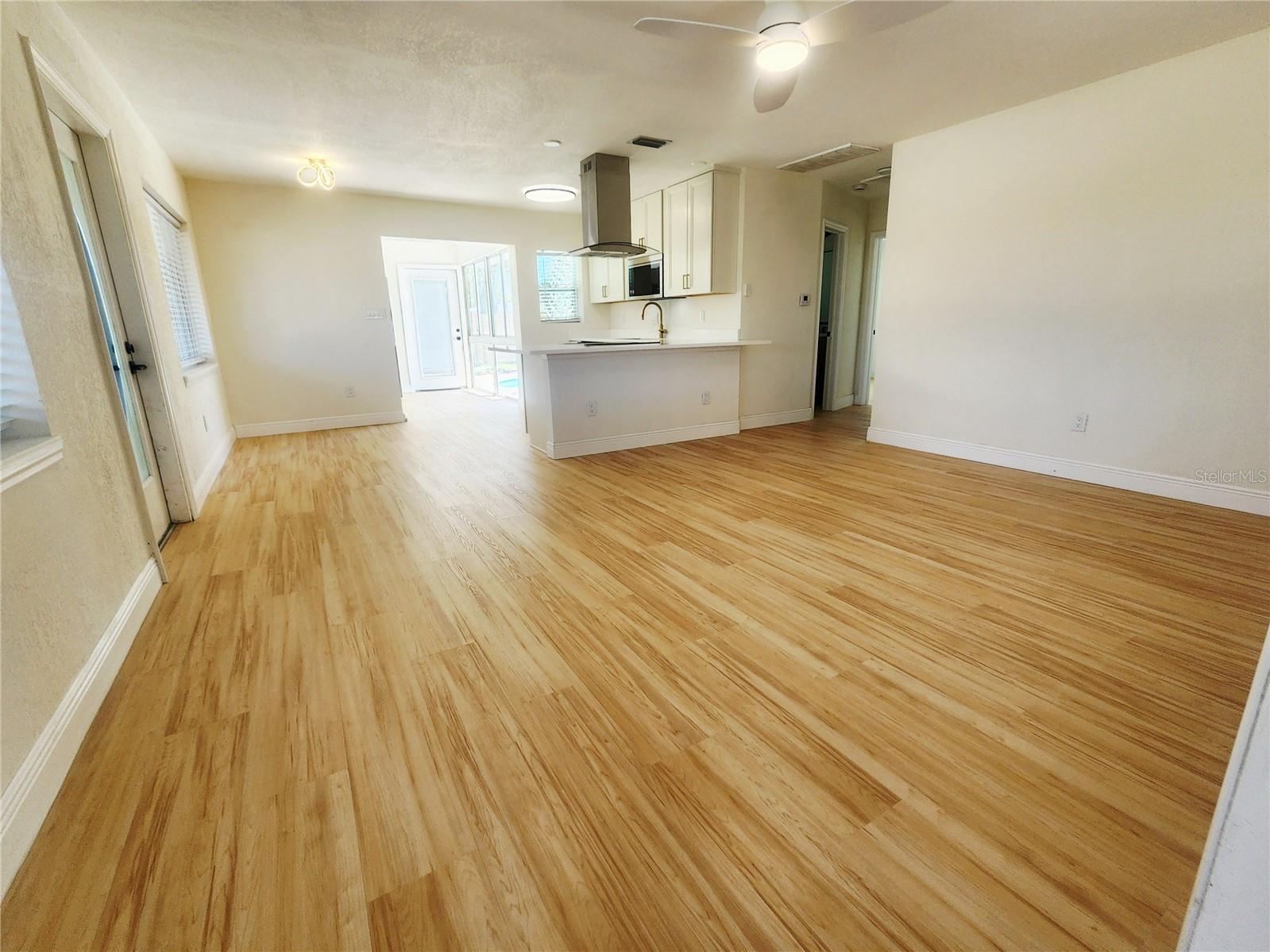 2494 DEL RIO WAY, DUNEDIN, FL, 34698