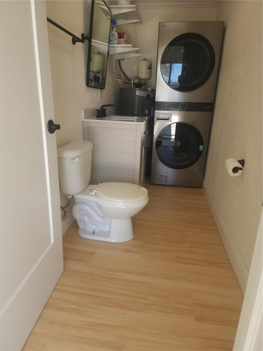 2494 DEL RIO WAY, DUNEDIN, FL, 34698