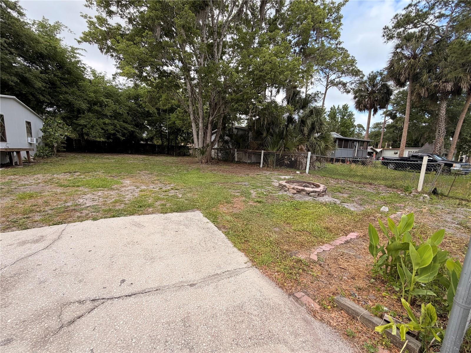24021 ARMADILLO RD, ASTOR, FL, 32102
