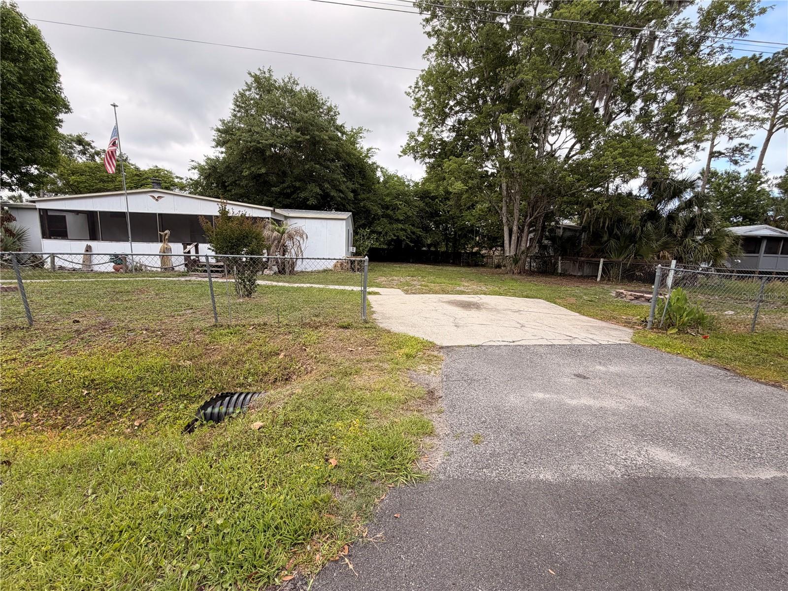 24021 ARMADILLO RD, ASTOR, FL, 32102