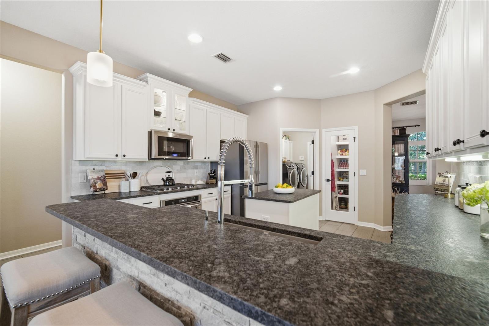 805 HICKORY FORK DR, SEFFNER, FL, 33584
