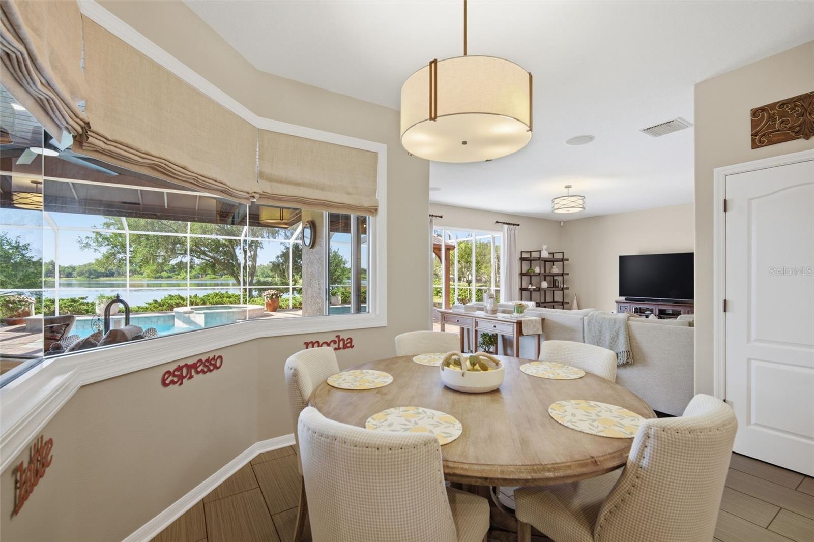 805 HICKORY FORK DR, SEFFNER, FL, 33584