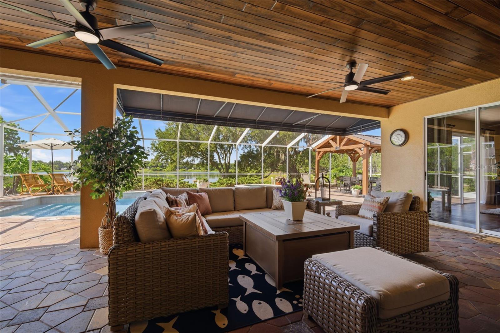805 HICKORY FORK DR, SEFFNER, FL, 33584