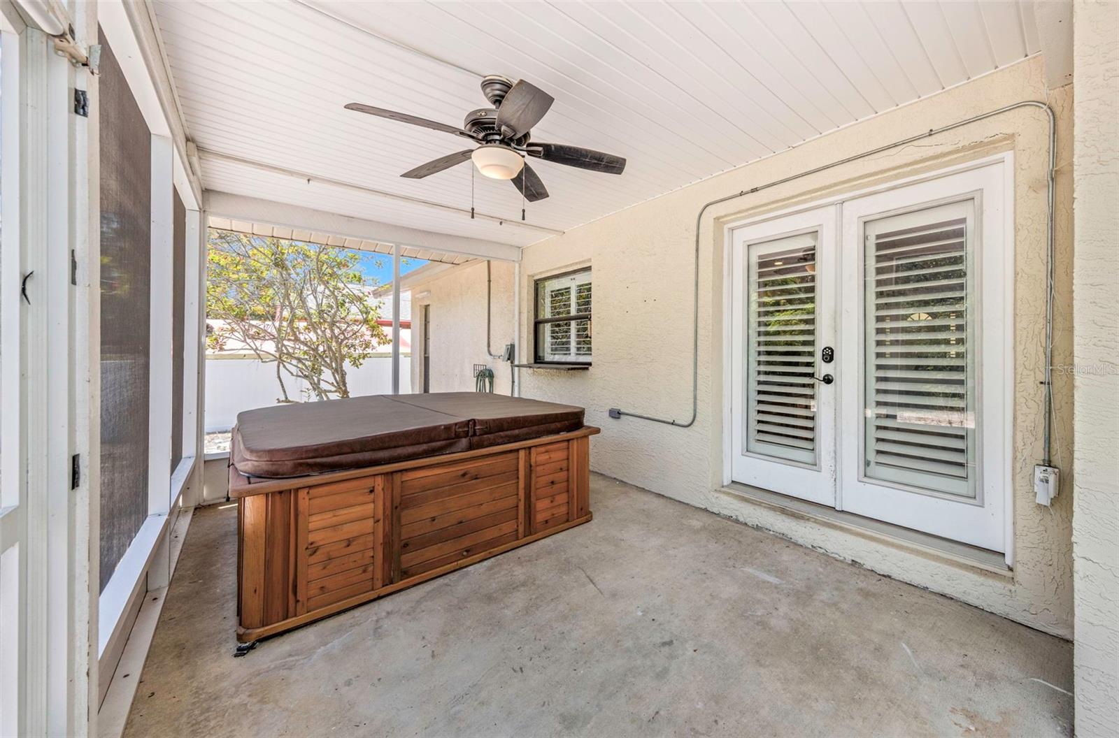 753 SEMINOLE BLVD, TARPON SPRINGS, FL, 34689