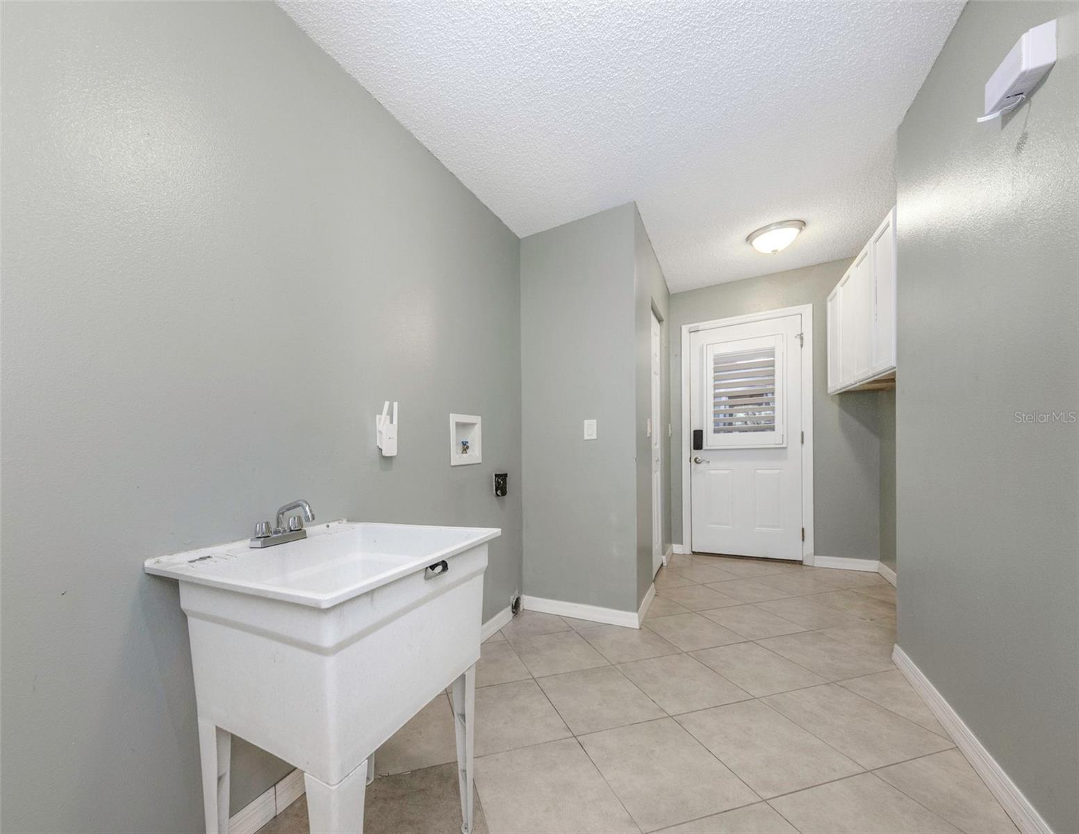 753 SEMINOLE BLVD, TARPON SPRINGS, FL, 34689