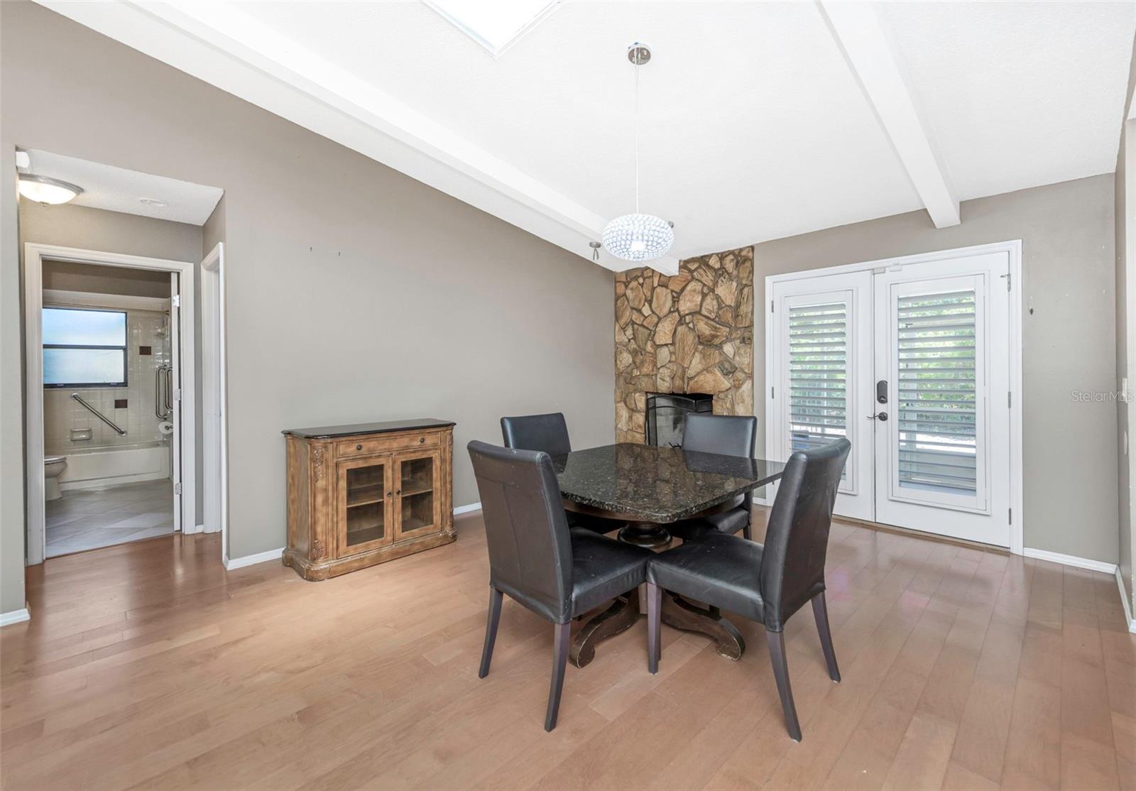 753 SEMINOLE BLVD, TARPON SPRINGS, FL, 34689