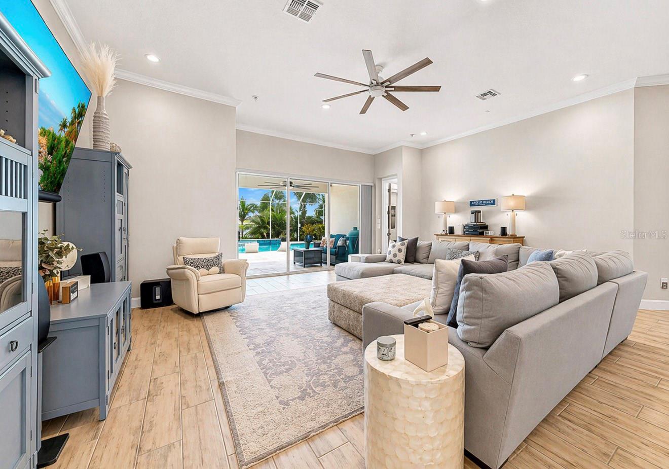 954 SIGNET DR, APOLLO BEACH, FL, 33572