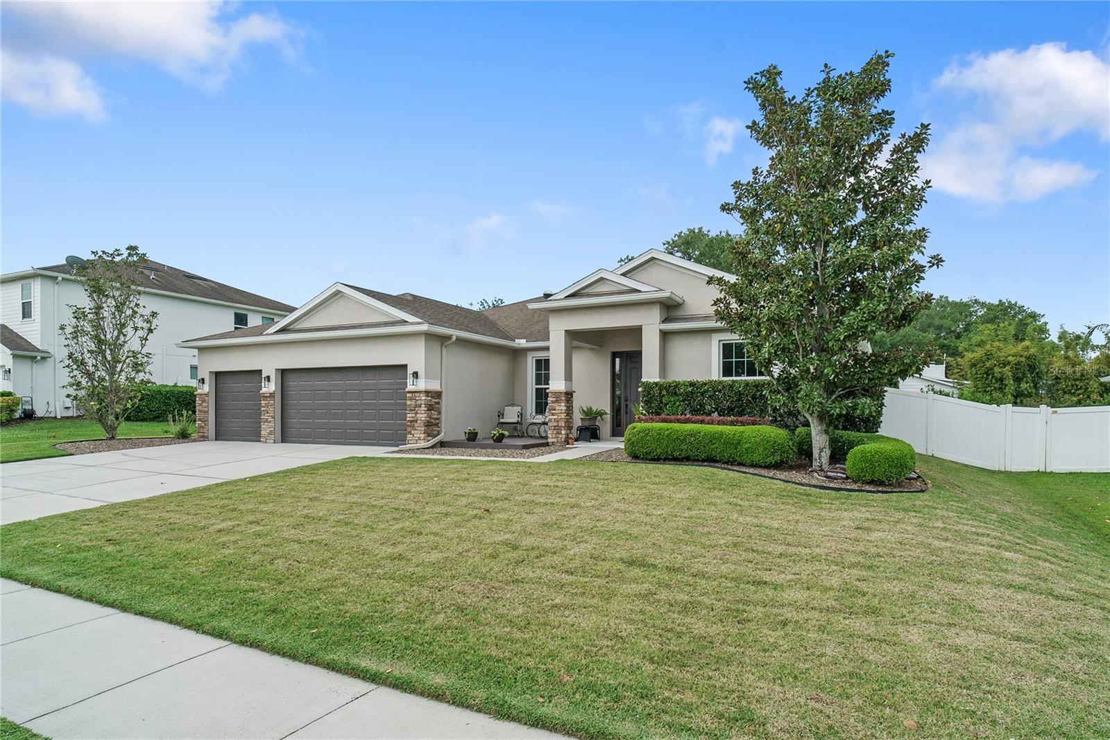 615 LAKE COVE POINTE CIR, WINTER GARDEN, FL, 34787