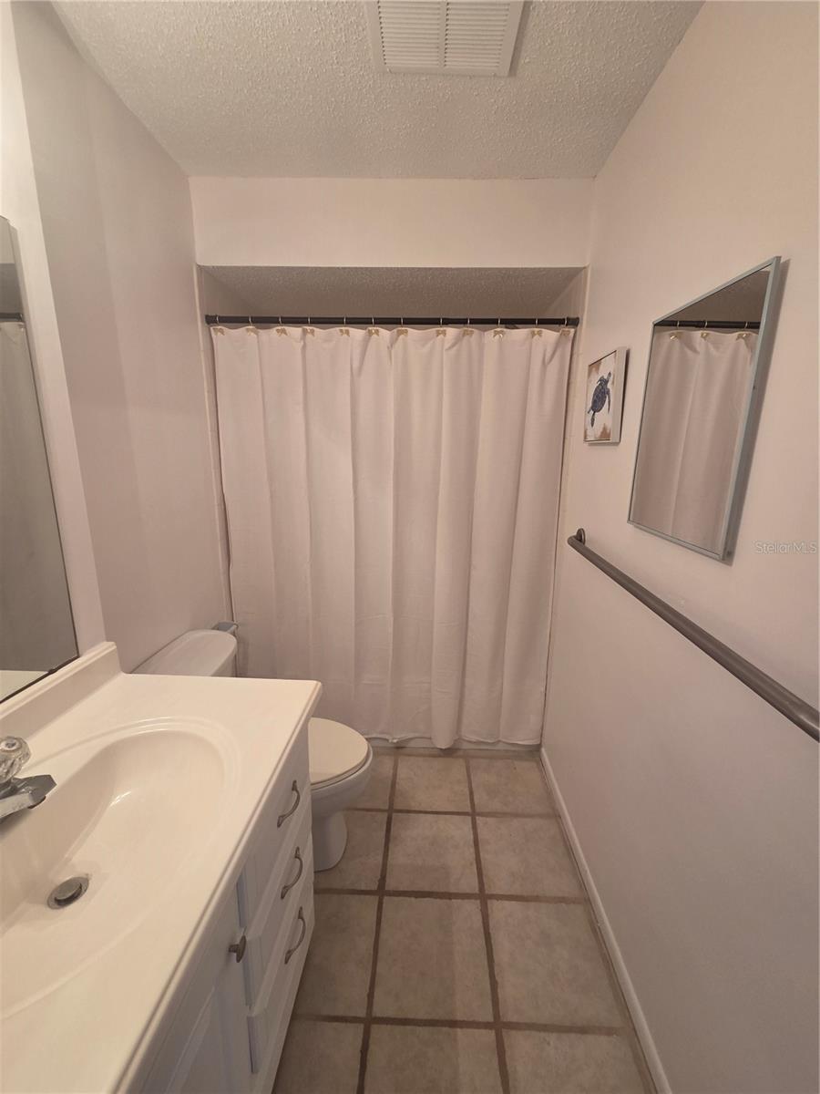 13719 MISSION OAKS BLVD, SEMINOLE, FL, 33776