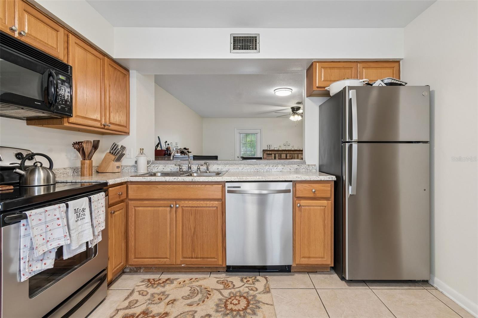 13813 FLETCHERS MILL DR, TAMPA, FL, 33613