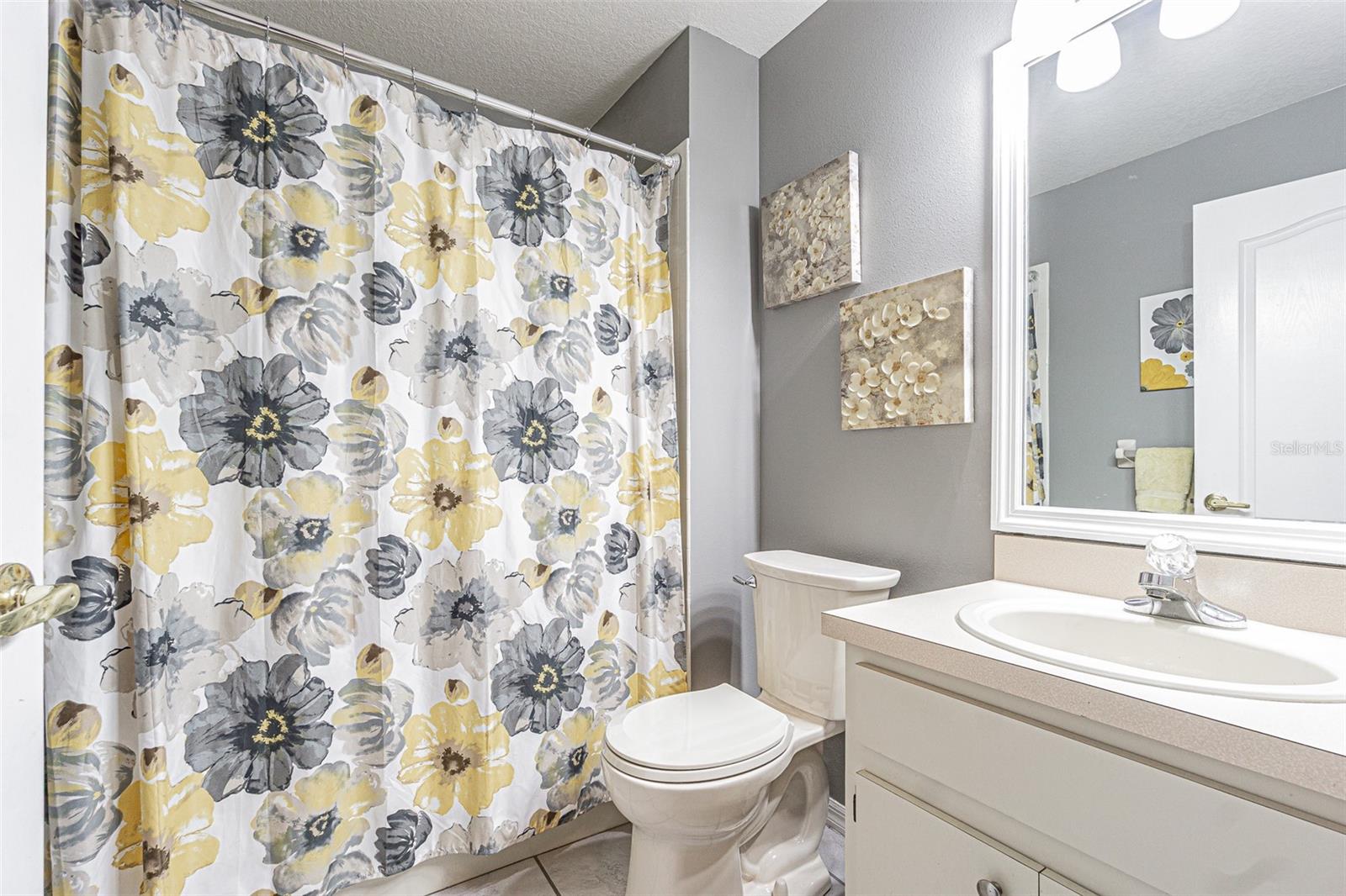 6431 LAURELWOOD DR, ZEPHYRHILLS, FL, 33542