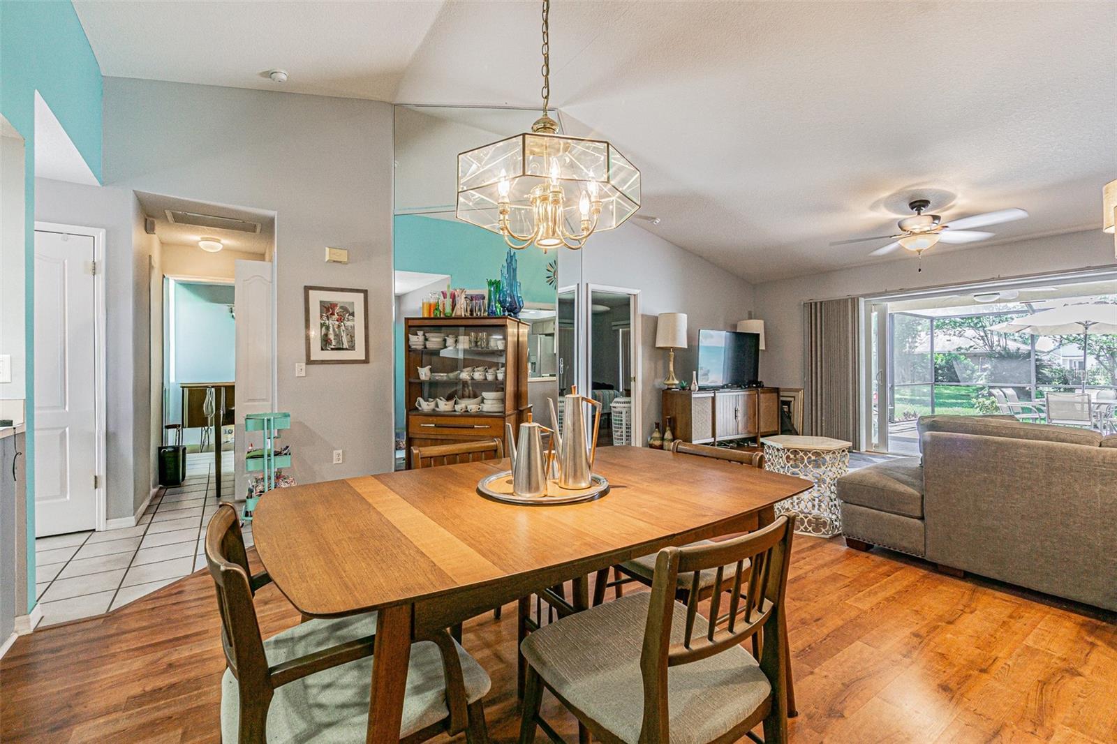 6431 LAURELWOOD DR, ZEPHYRHILLS, FL, 33542