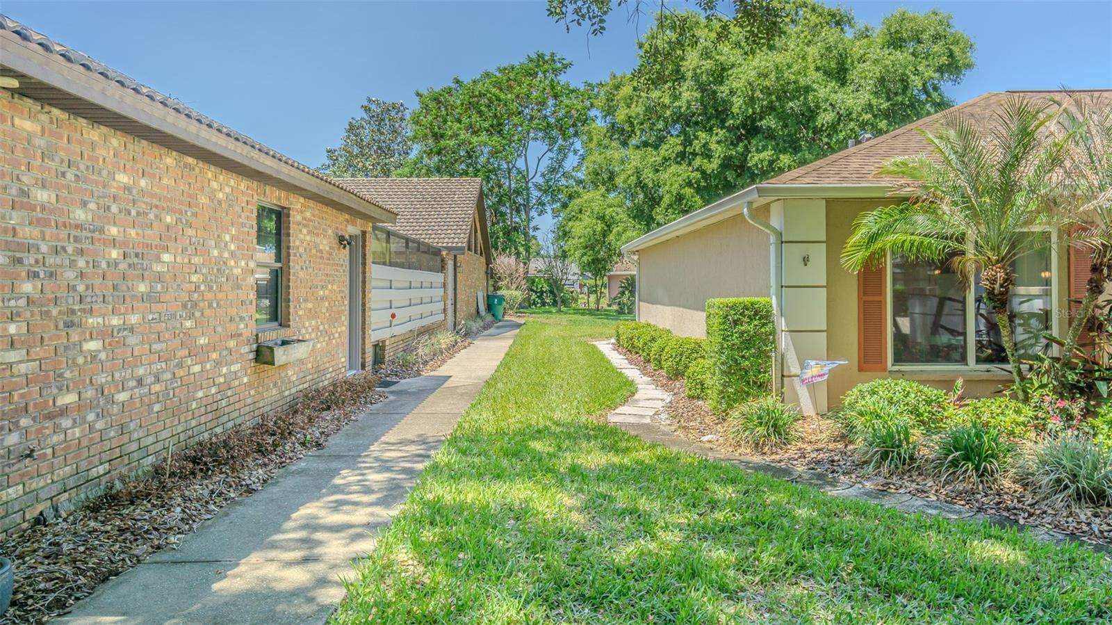 6431 LAURELWOOD DR, ZEPHYRHILLS, FL, 33542