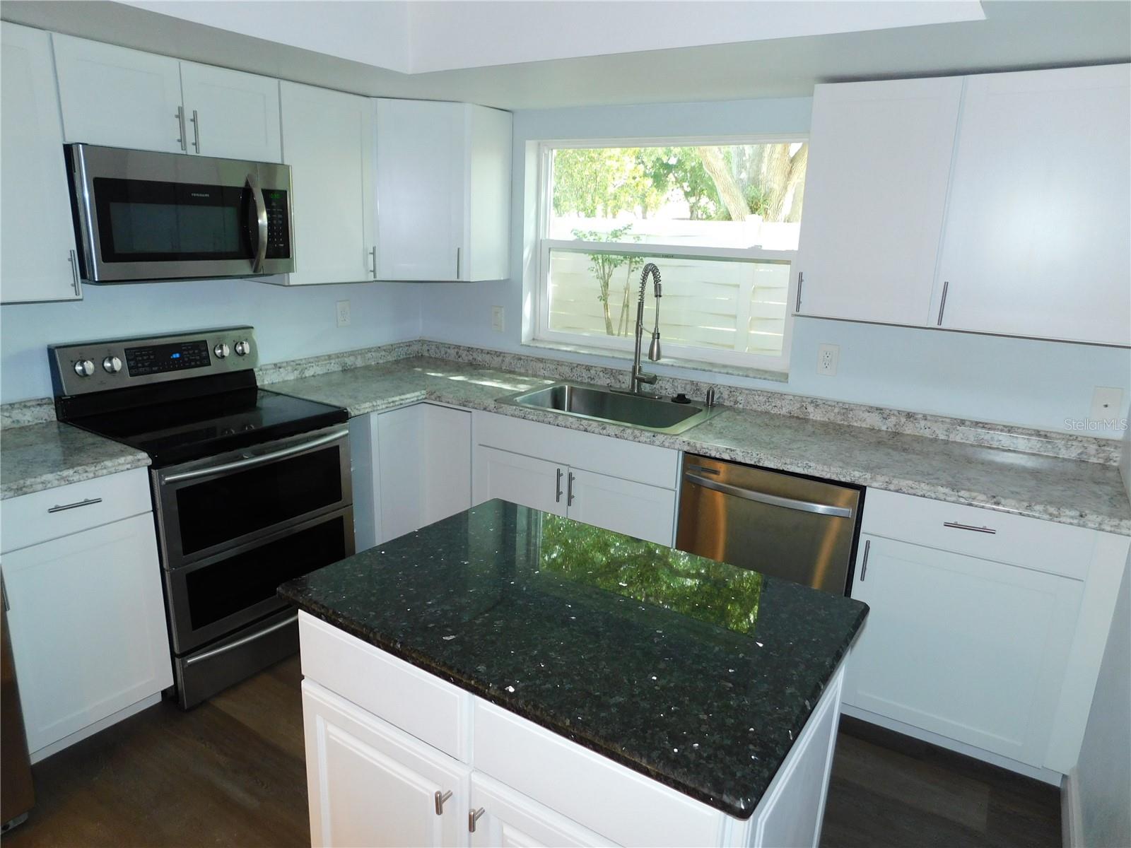 2561 FOREST RUN CT, CLEARWATER, FL, 33761