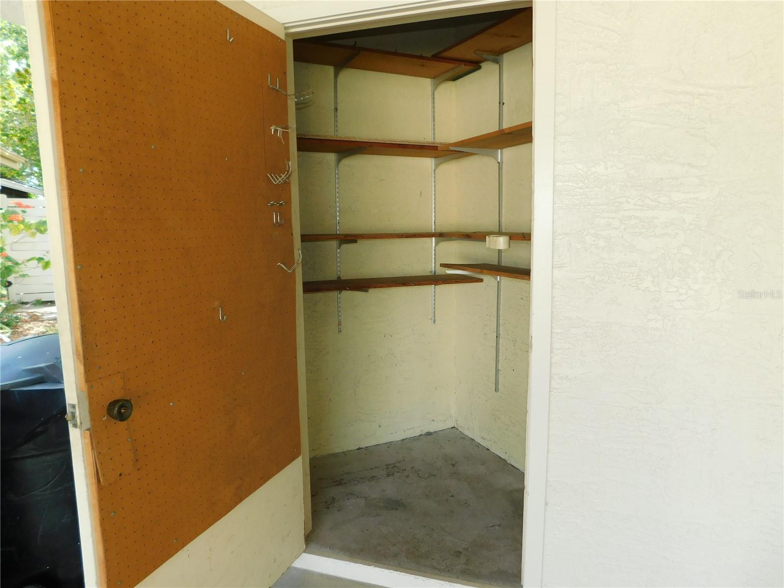 2561 FOREST RUN CT, CLEARWATER, FL, 33761