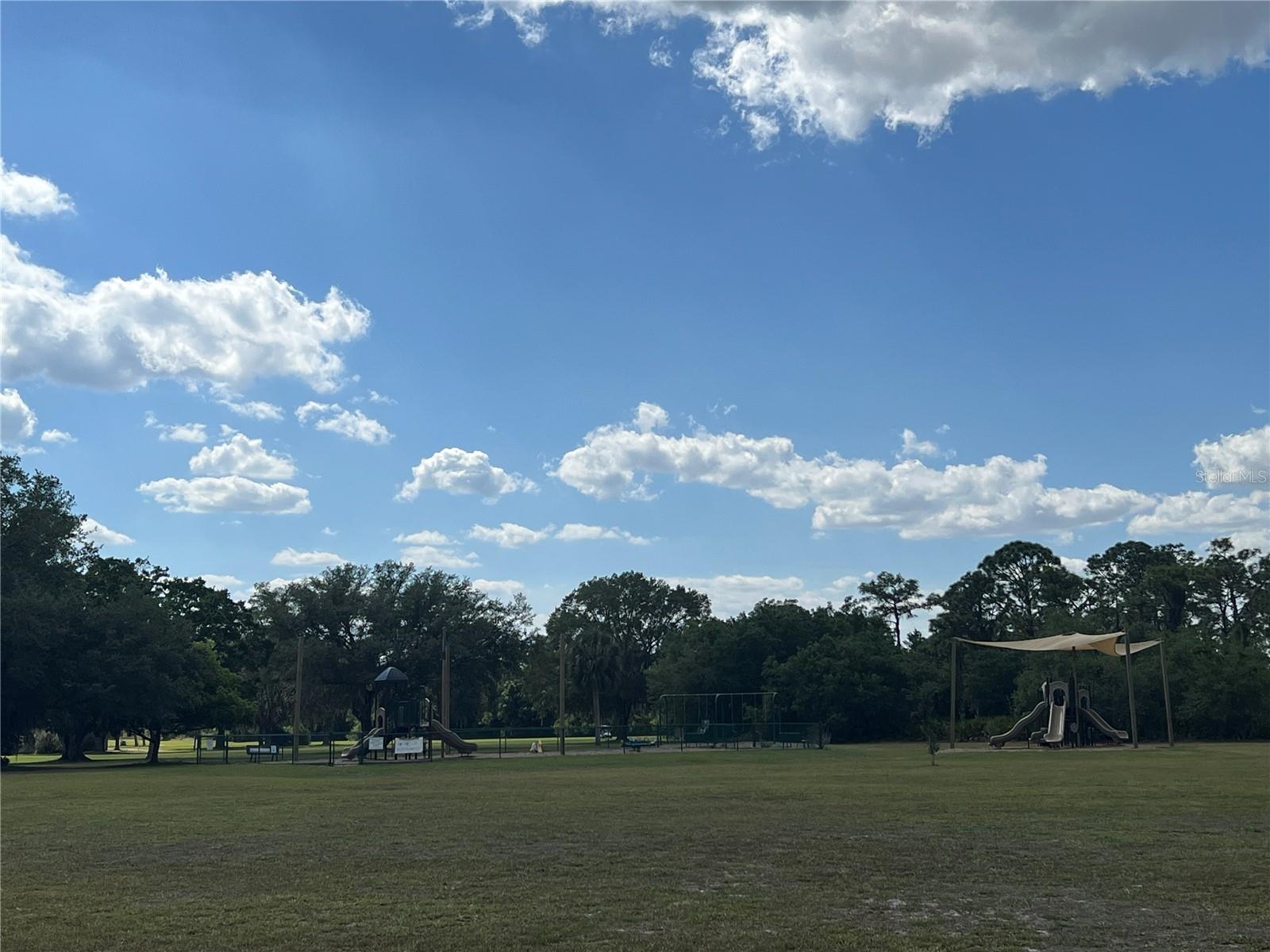 901 AZALEA DR, INDIAN LAKE ESTATES, FL, 33855