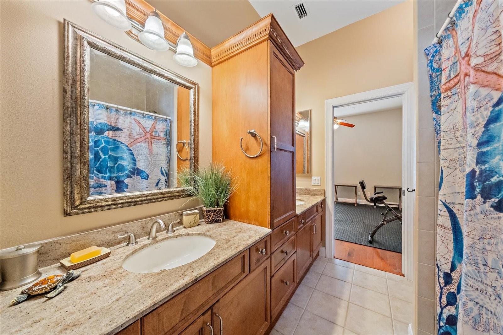 1615 HERITAGE DR, VALRICO, FL, 33594