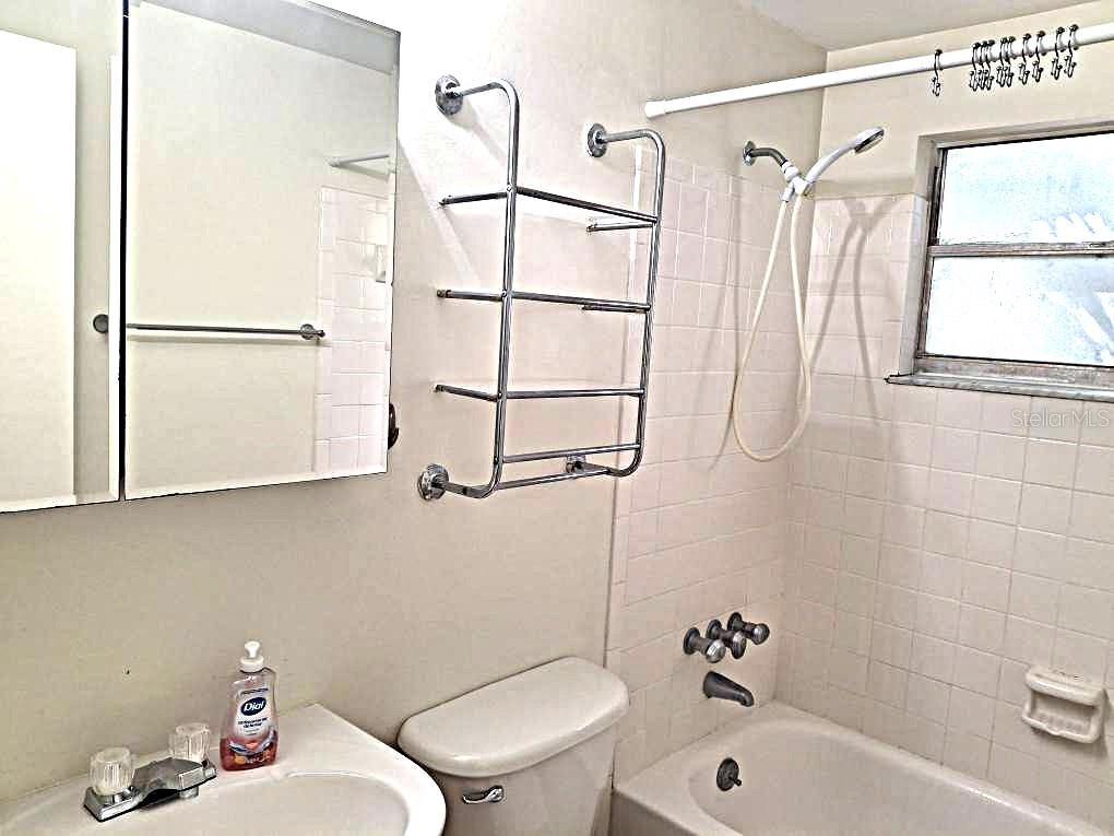 2812 DOVEWOOD ST, CLEARWATER, FL, 33759