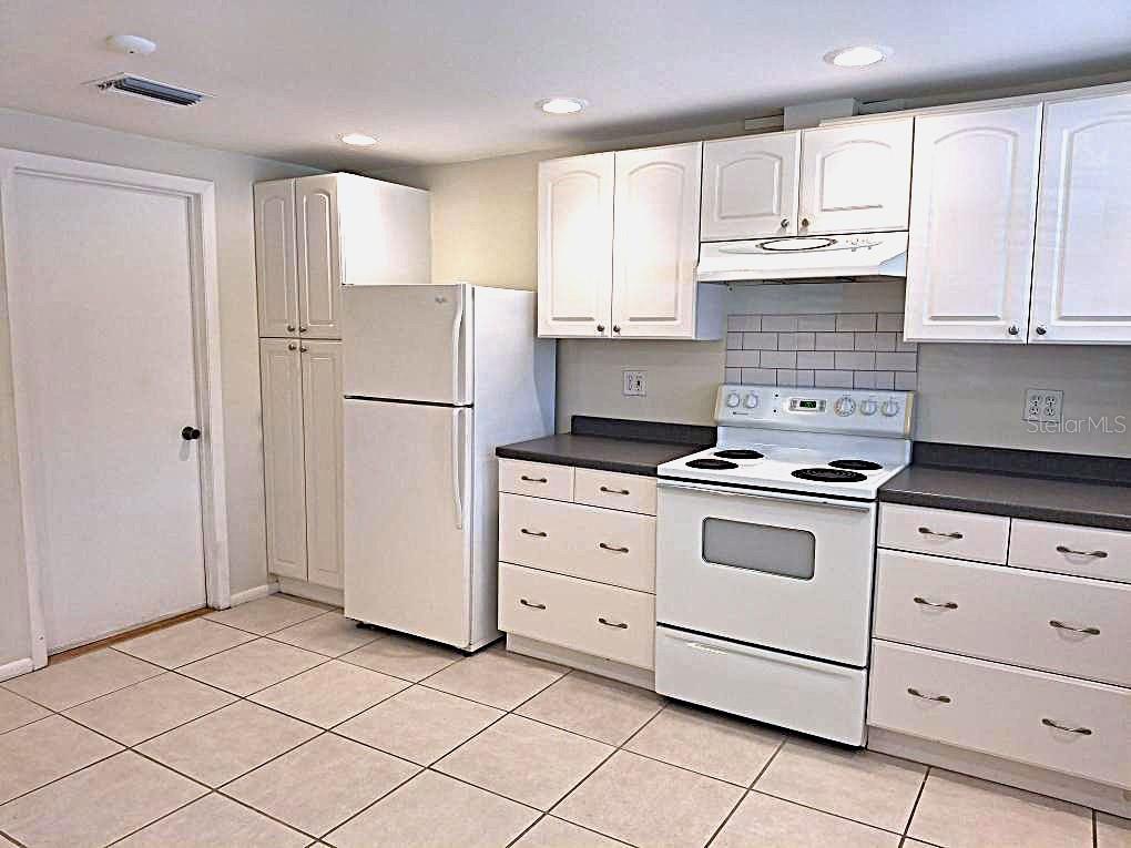 2812 DOVEWOOD ST, CLEARWATER, FL, 33759