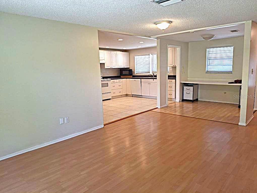 2812 DOVEWOOD ST, CLEARWATER, FL, 33759