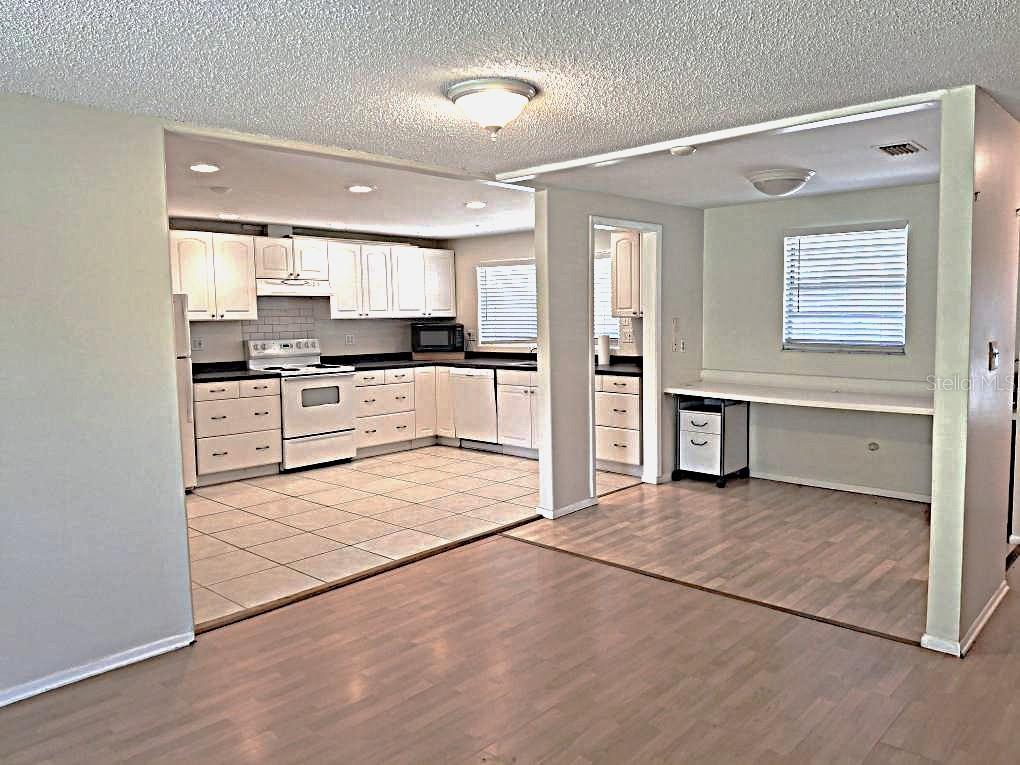 2812 DOVEWOOD ST, CLEARWATER, FL, 33759