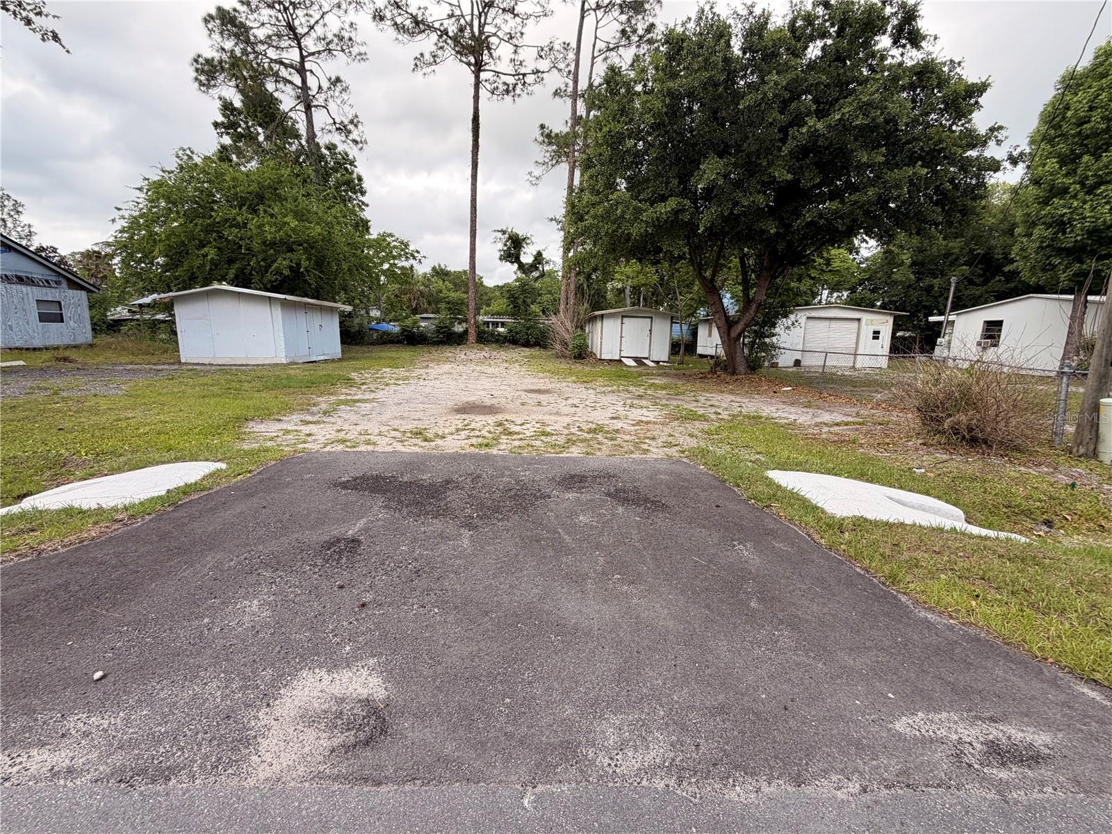 ARMADILLO RD, ASTOR, FL, 32102