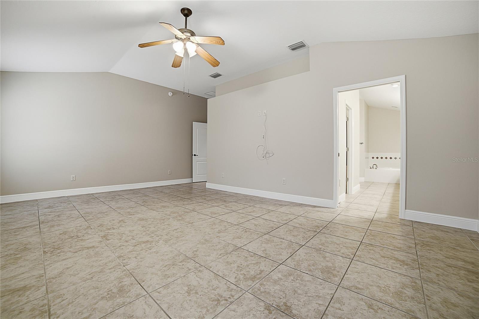 4141 COUNTY ROAD 121D, WILDWOOD, FL, 34785