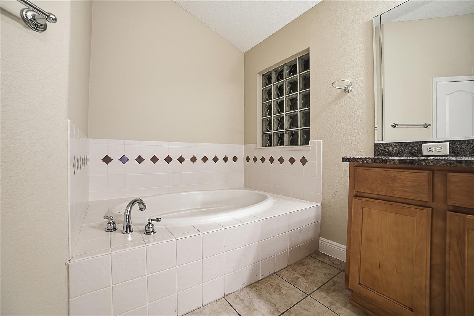 4141 COUNTY ROAD 121D, WILDWOOD, FL, 34785