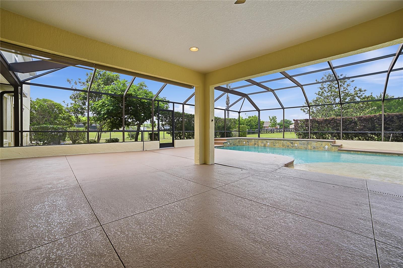 4141 COUNTY ROAD 121D, WILDWOOD, FL, 34785