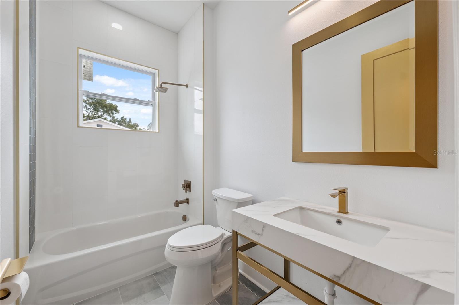 8605 INWOOD DR, HUDSON, FL, 34667