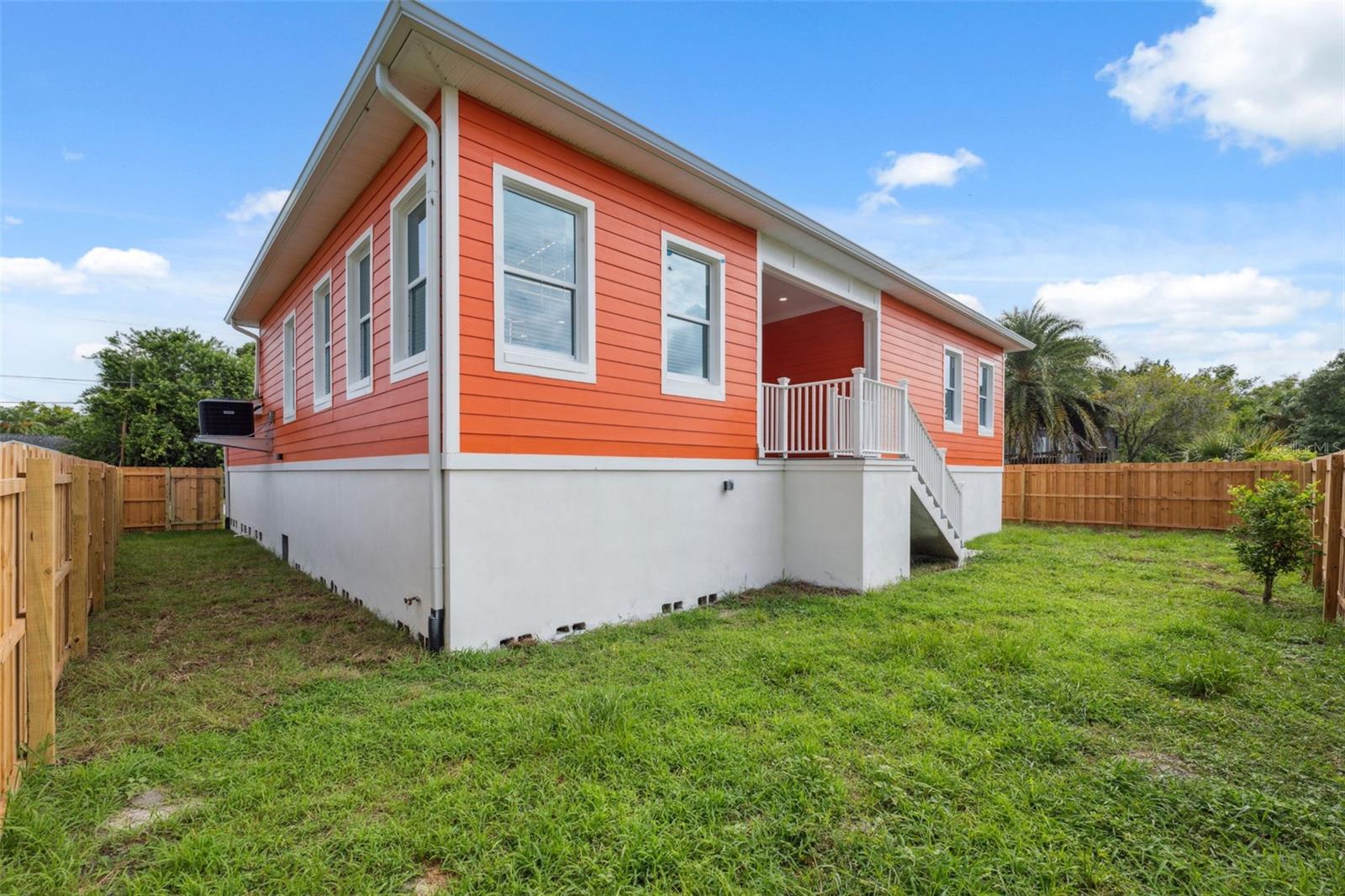 8605 INWOOD DR, HUDSON, FL, 34667