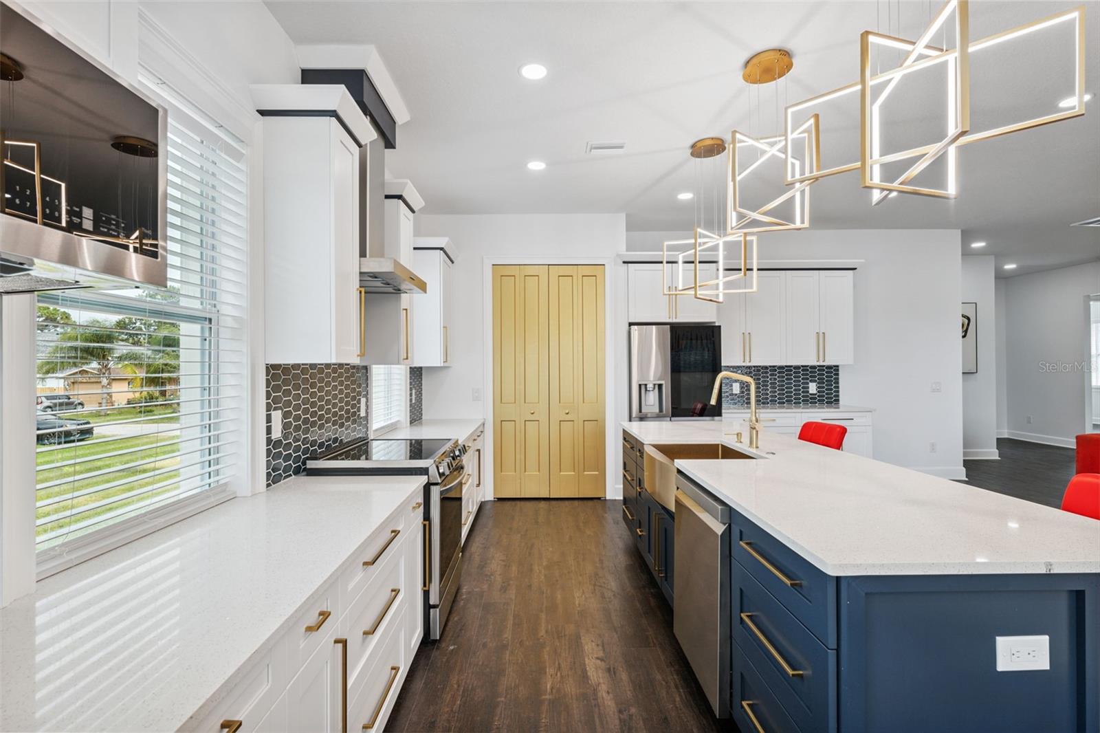 8605 INWOOD DR, HUDSON, FL, 34667