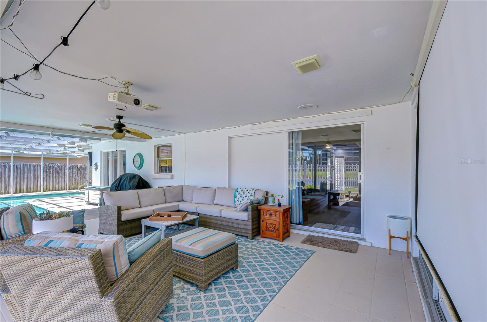 9625 COMMODORE DR, SEMINOLE, FL, 33776