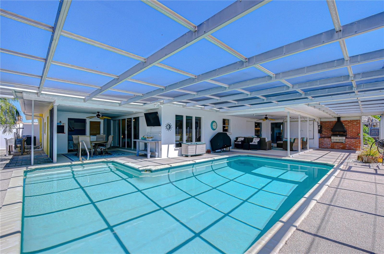 9625 COMMODORE DR, SEMINOLE, FL, 33776