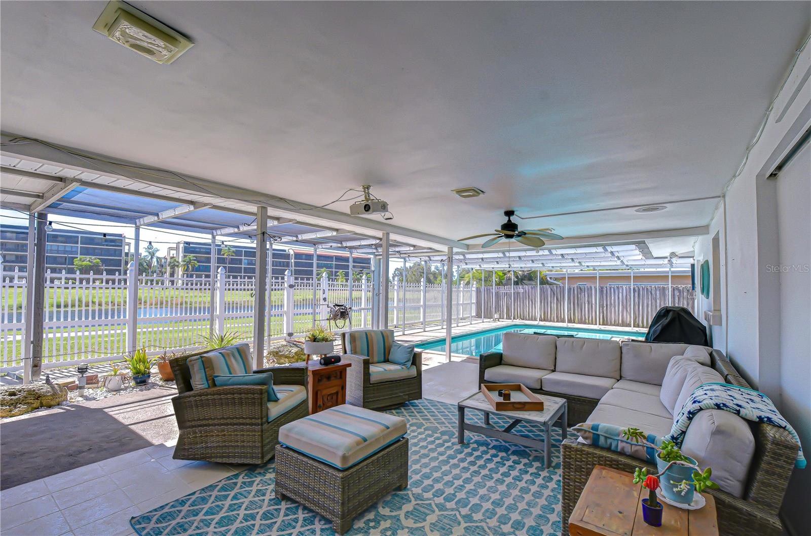 9625 COMMODORE DR, SEMINOLE, FL, 33776