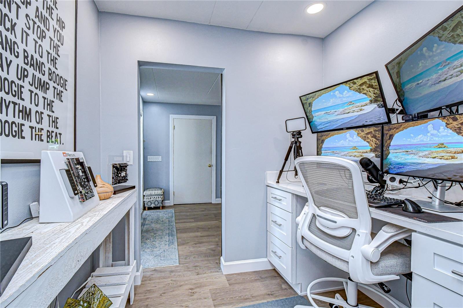 9625 COMMODORE DR, SEMINOLE, FL, 33776