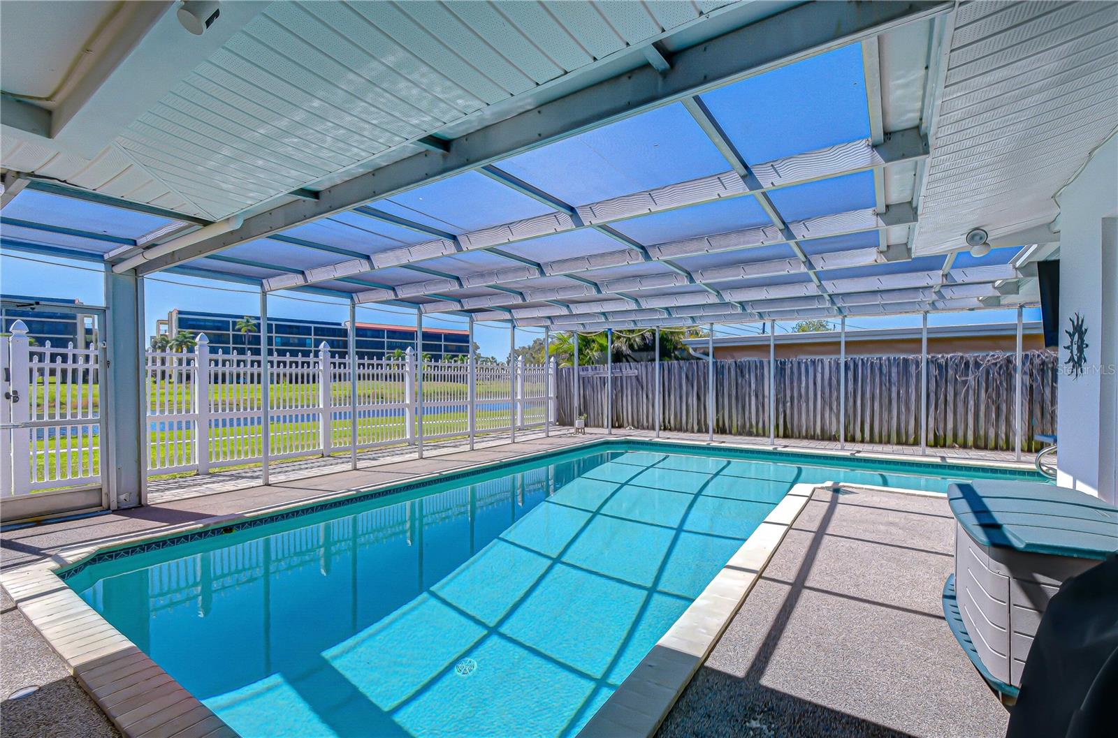 9625 COMMODORE DR, SEMINOLE, FL, 33776