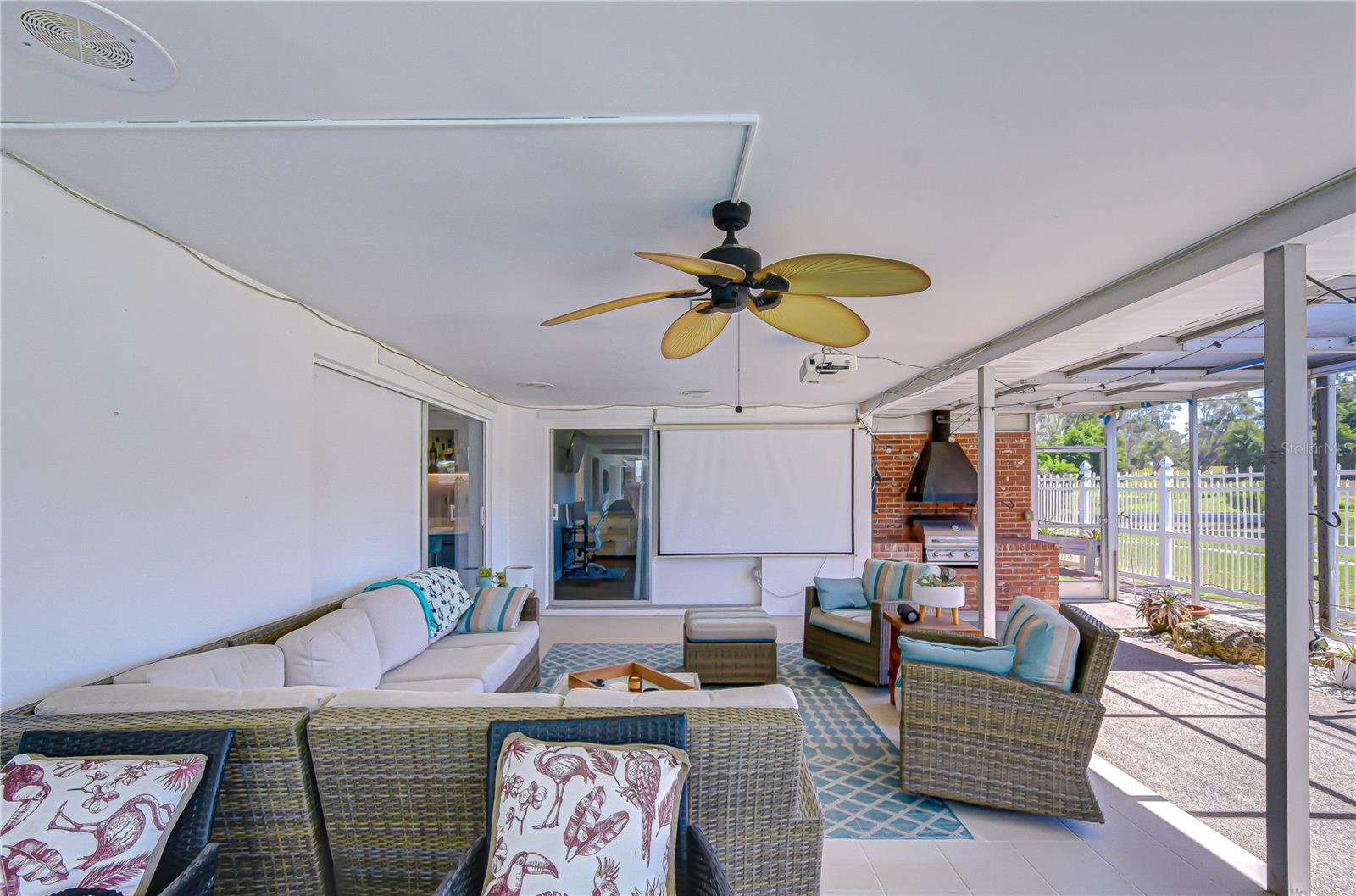 9625 COMMODORE DR, SEMINOLE, FL, 33776