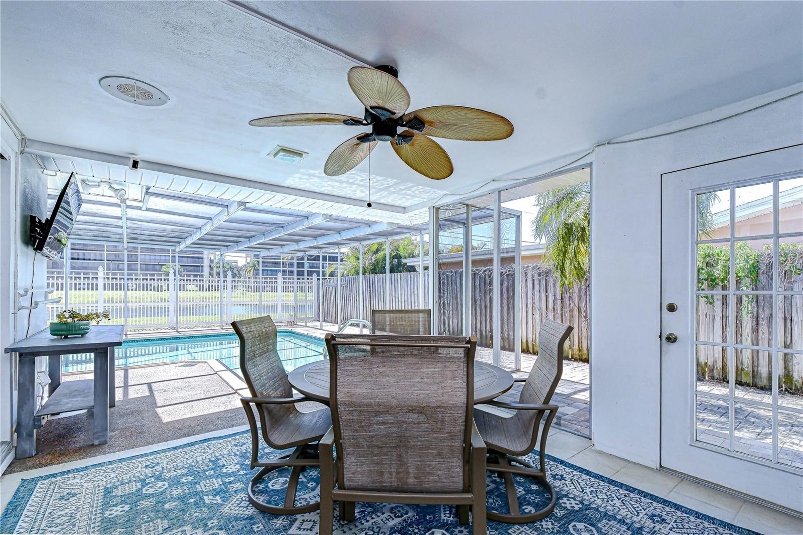 9625 COMMODORE DR, SEMINOLE, FL, 33776