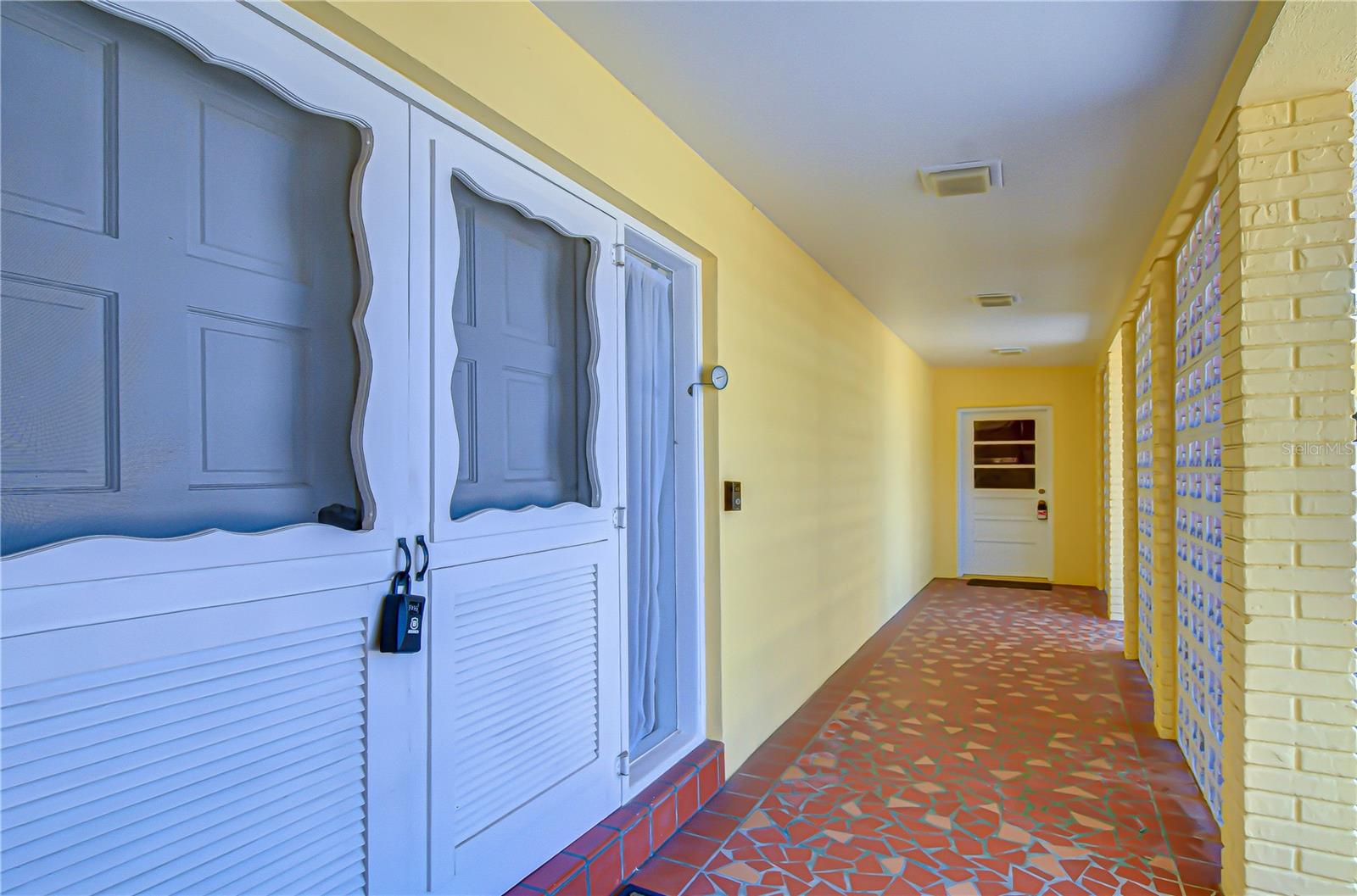 9625 COMMODORE DR, SEMINOLE, FL, 33776