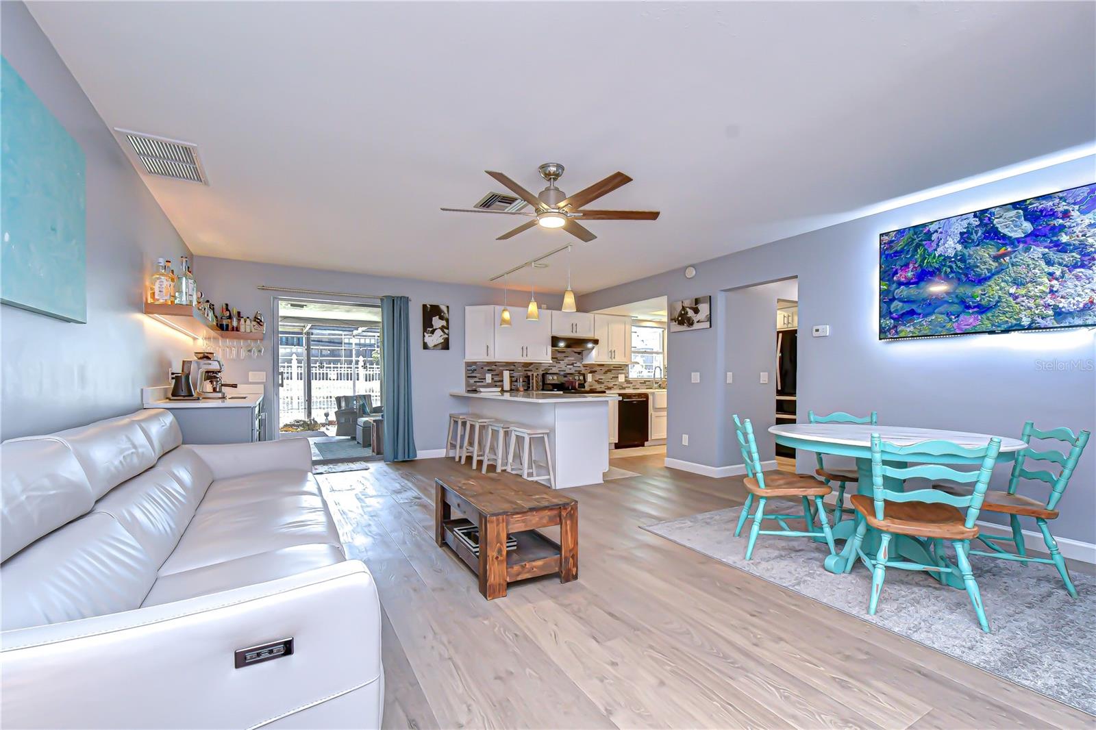 9625 COMMODORE DR, SEMINOLE, FL, 33776