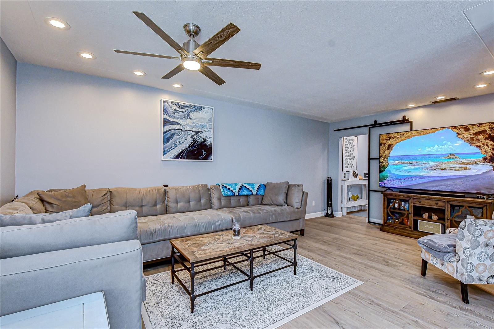 9625 COMMODORE DR, SEMINOLE, FL, 33776