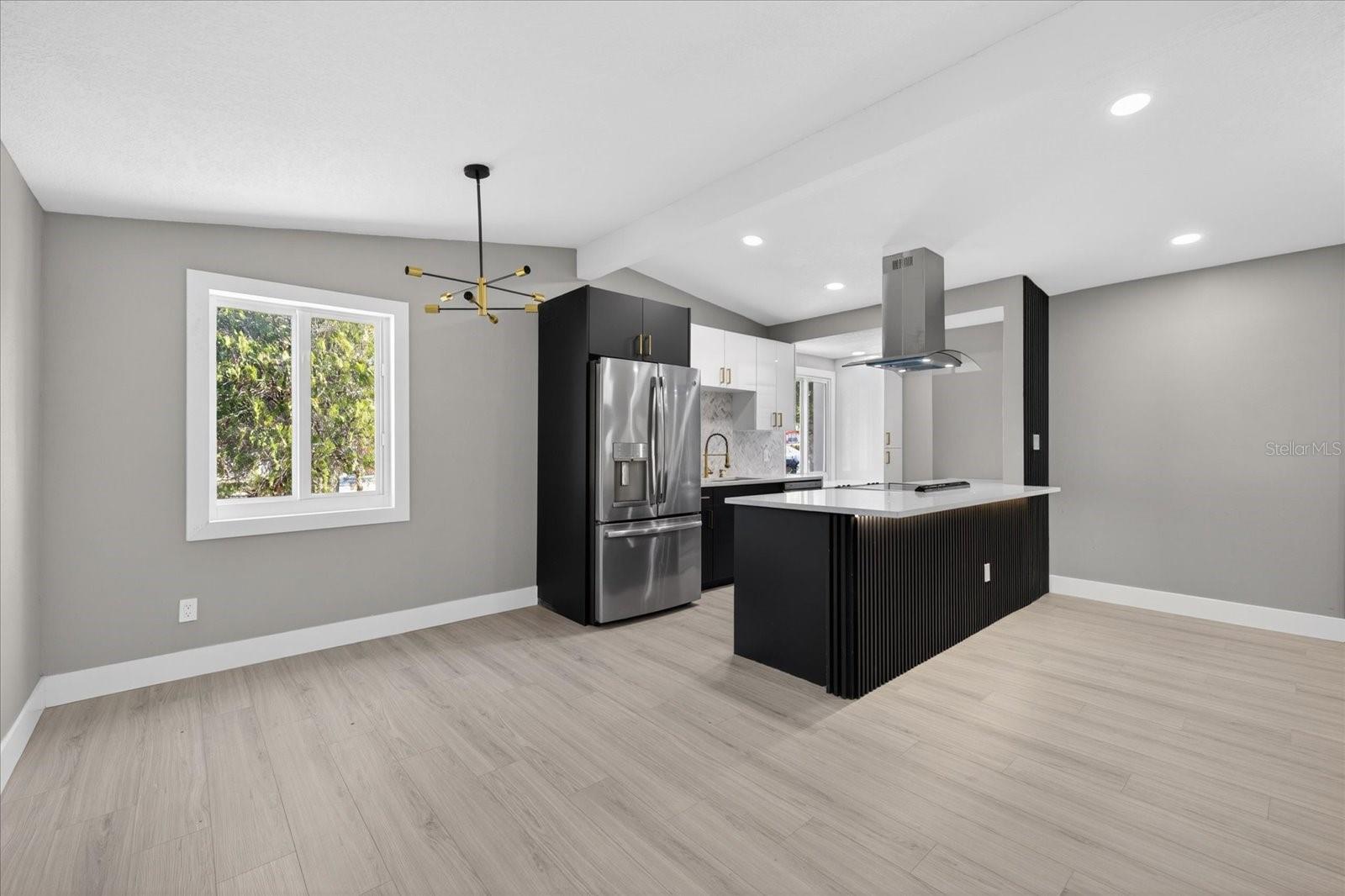 4005 E HENRY AVE, TAMPA, FL, 33610